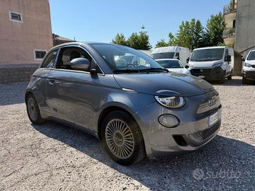 Fiat 500e Berlina 42 kWh La Prima
