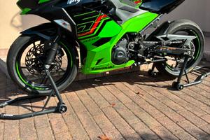 Kawasaki Ninja 400