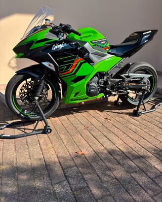 Kawasaki Ninja 400