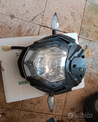 Faro e strumentazione Benelli  BN125