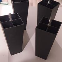 piedi per letto o mobile 