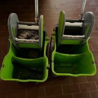 N. 2 carrelli  pulizie professionali