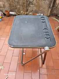 Scrivania Pieghevole Platone disegnata da G. Piret