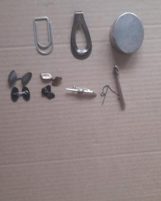Oggetti in argento complemento abbigliamento