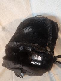 zaino in pelliccia THE NORTH FACE-SUPREME esclusiv