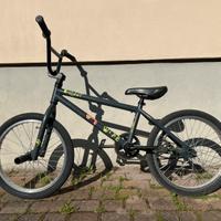 Bmx wipe decathlon b-twin