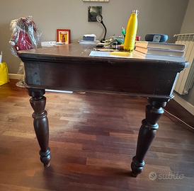 Scrivania Tavolo d’epoca