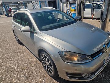Golf variant VII 2.0 tdi DSG 2015