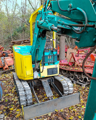ESCAVATORE - KOMATSU PC 12 UU - 2857 H.