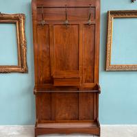 Attaccapanni Liberty in noce da parete