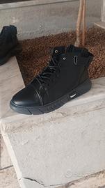 Stivaletti uomo neri nuovi mis. 42