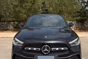 MERCEDES GLA 200 d PREMIUM AMG LINE NIGHT EDITION