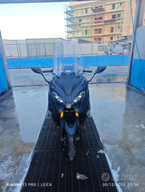 Yamaha Tmax 560 techmax 2022