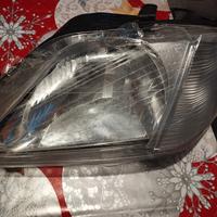 Fanale sx Dacia Logan 