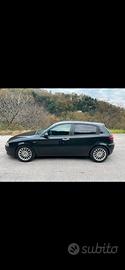 Alfa Romeo 147 1.9 jtdm LEGGI DESCRIZIONE