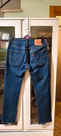 Levis Jeans