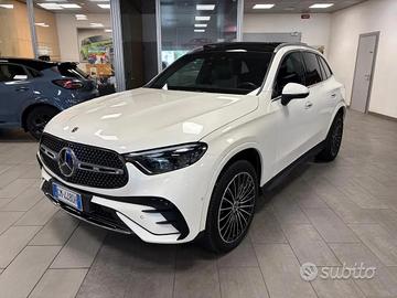 MERCEDES-BENZ GLC 300 2.0 ibrida/benzina 258cv.