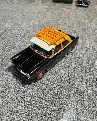 Modellino taxi d’epoca (Peugeot 404)