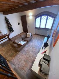 Casa indipendente di 120 m² con 4 locali a Quarrat