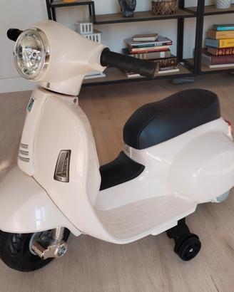 Vespa elettrica per bambini