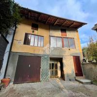 CASA SEMINDIPENDENTE A CASTELNUOVO NIGRA