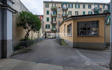 2 LOCALI CON STUDIO E BOX