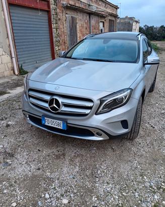 Mercedes suv gla