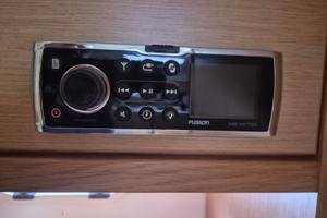 Stereo marine Fusion MS-AV700 con MS-NRX200