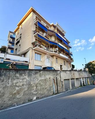 4 LOCALI A ALBISSOLA MARINA