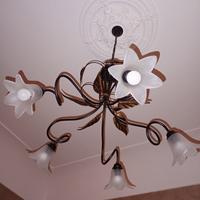 lampadario con 2 applique da parete