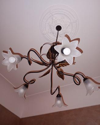 lampadario con 2 applique da parete