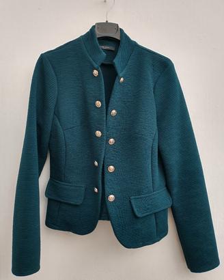 - giacca  ragazza/donna   :  Piazza Italia  tg. XS