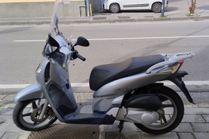 Scooter Honda - sh150i
