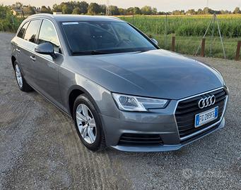 Audi A4 2.0 TDI 150 CV ultra Business Sport
