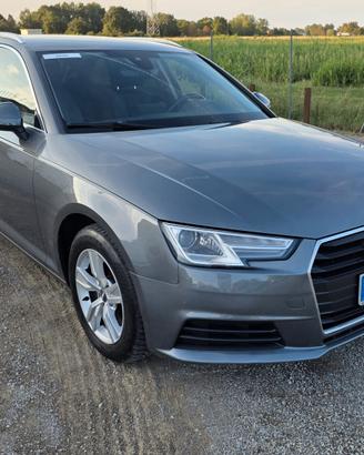 Audi A4 2.0 TDI 150 CV ultra Business Sport