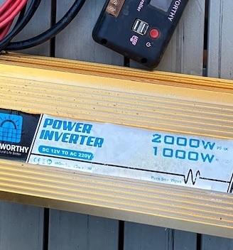 Inverter EcoWorthy per pannelli fotovoltaici