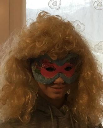 PARRUCCA BIONDA DI CARNEVALE DA DONNA