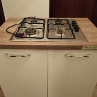 mobile con piano cottura a gas