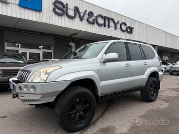 Toyota Land Cruiser 3.0 d-4 Diesel-GPL / 8 POSTI