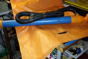 Pompa di sentina più staccabatterie e ami pesca