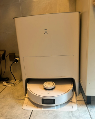 Deebot robot lava aspira