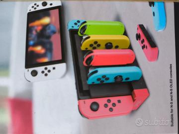 Caricatore Joycon Nintendo Switch OLED e Standard