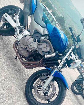 Honda hornet 600
