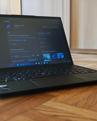 Lenovo ThinkPad X1 Carbon Gen 10