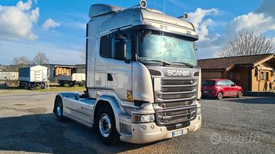 SCANIA R 520 8V