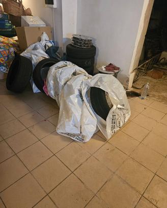Pneumatici estivi usati DOT 0325
