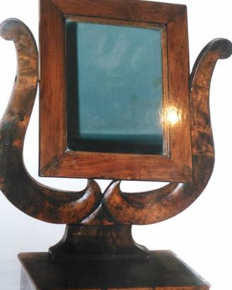 ANTICA SPECCHIERA  DA TAVOLO,meta' 800
