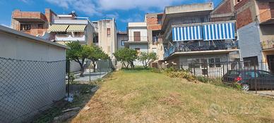 SPADAFORA Casa singola 2 livelli + mq.250 esterno