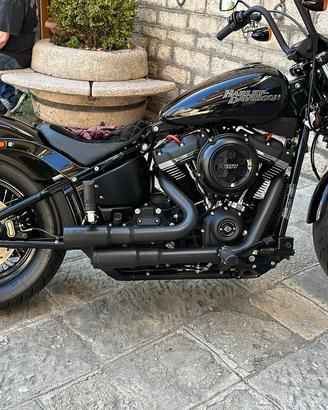Harley Davidson softail steet bob 107