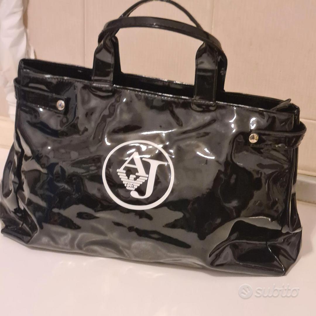 Borsa armani jeans lucida nera best sale